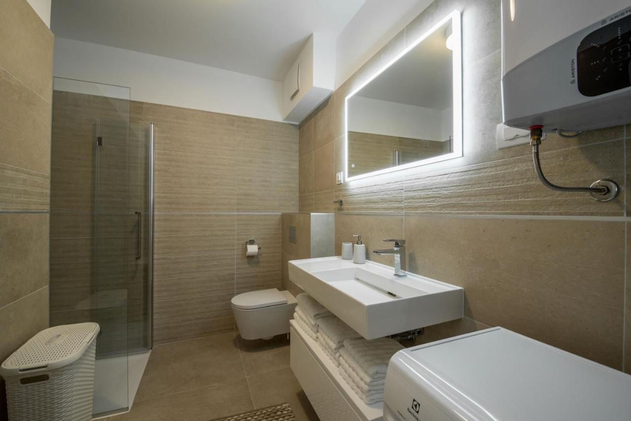 זאדאר Apartment Astra מראה חיצוני תמונה
